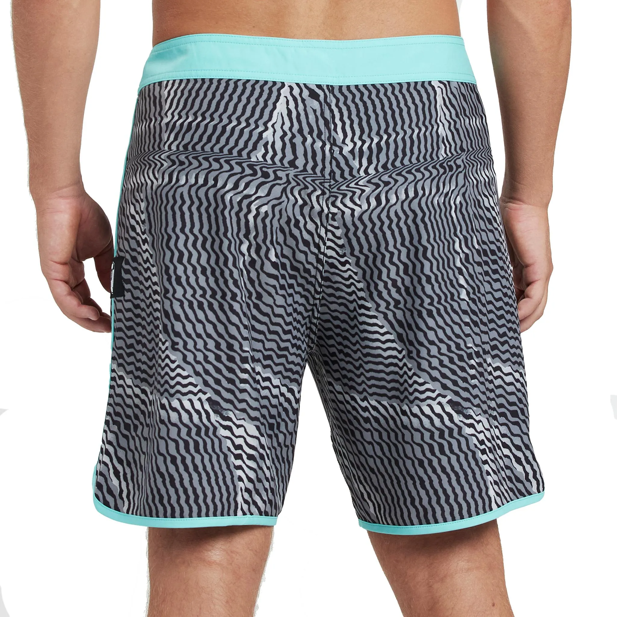 FREQUENCY 83 FIT 18 BOARDSHORT