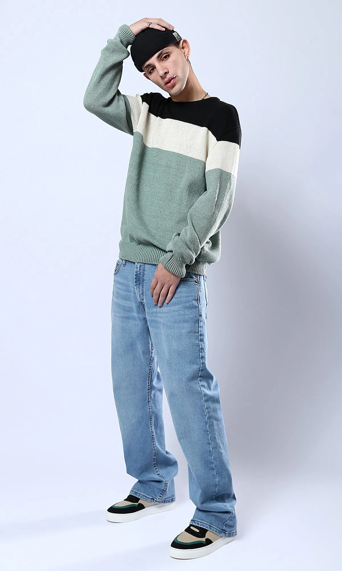 O174213 Tri-Tone Knitted Relaxed Pullover - Black, Off-White & Mint